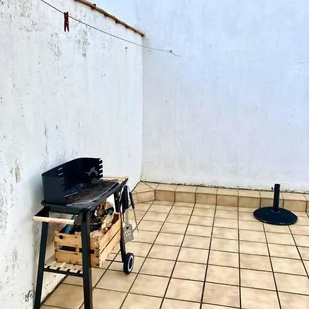 Hébergement de vacances Maison Calme Proche Avec Piscine